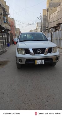 نيفاره للبيع او مراوس حسب القناعه  سياره موديل 12  حساسات خلفيه  كامره...