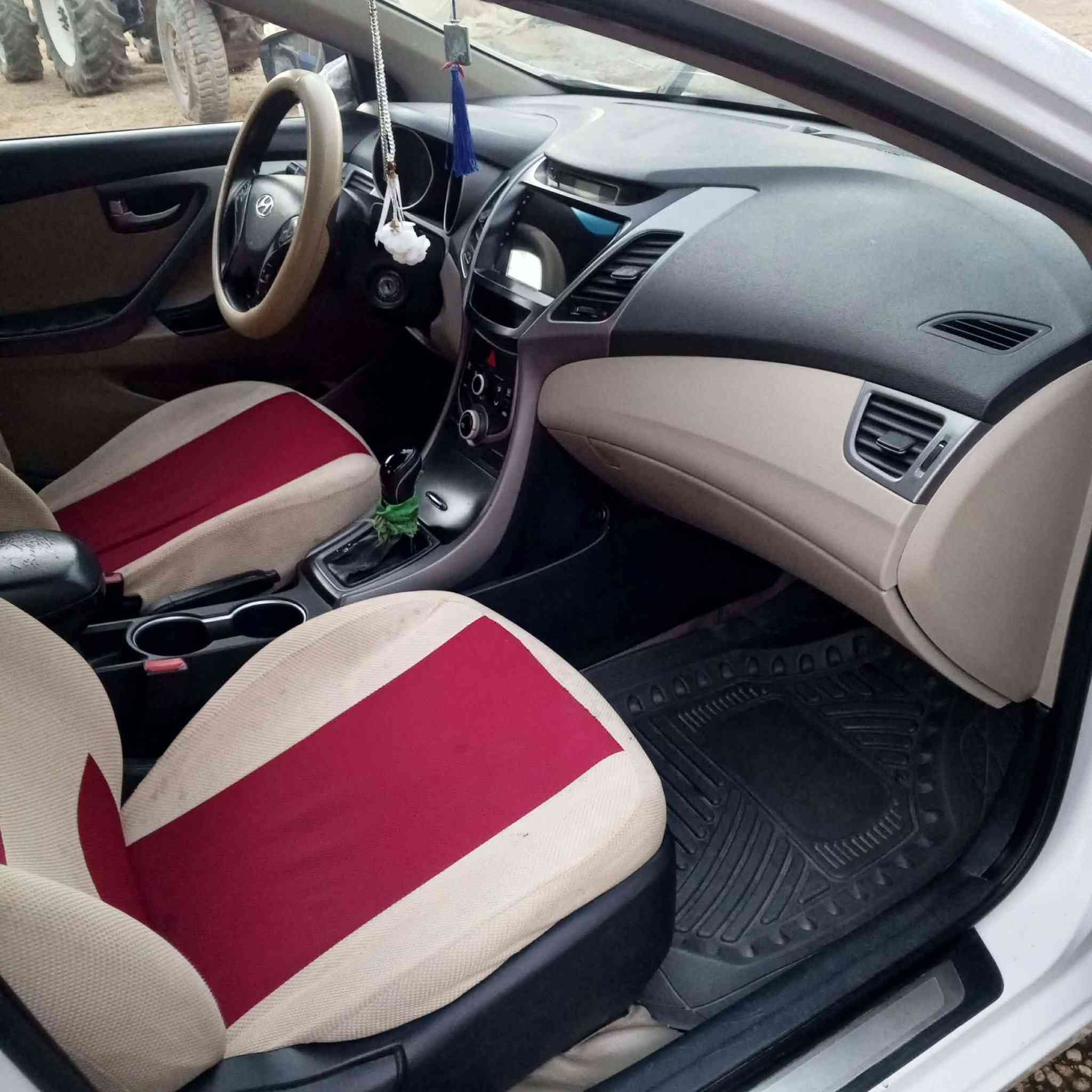 الانتره 2015 خليجي رقم نجف تحويل  ثاني يوم 
كير ومحرك (مكفولات) 1800
مكفوله من الضربه والصبغ والتبديل والفتح
سياره كفاله عامه من كلشي
تبريد مو شغال 
فول ماعده البصمه
السعر 130 وبيه مجال 
 الاثير‏‪***********‬‏
مكان النجف ناحية الحريه
