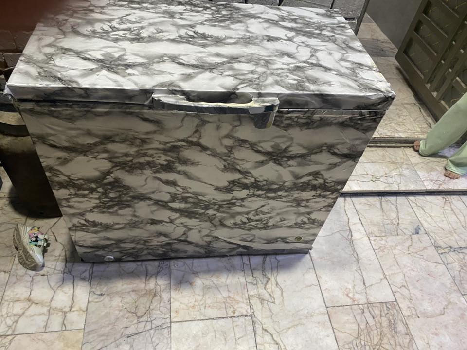 مجمده نضيفه شغاله بيه زنجار بصيط شغله وكمله سعر 75 وبيه مجال بصيط


**إذا كنت صاحب هذا الإعلان وتريد حذفه لأي سبب، رجاءا أرسل رسالة إلى الدعم الفني**