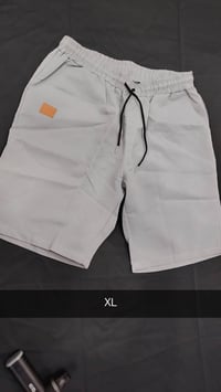 ملابس • للبيع