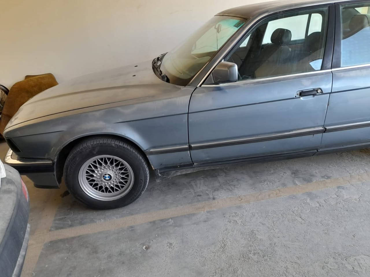 بيم 730 مكفوله من صبغ وضربه كير ومحرك خير من الله سنويه نهايه 26السعر45 بيه مجال شراي يتصل ***********
