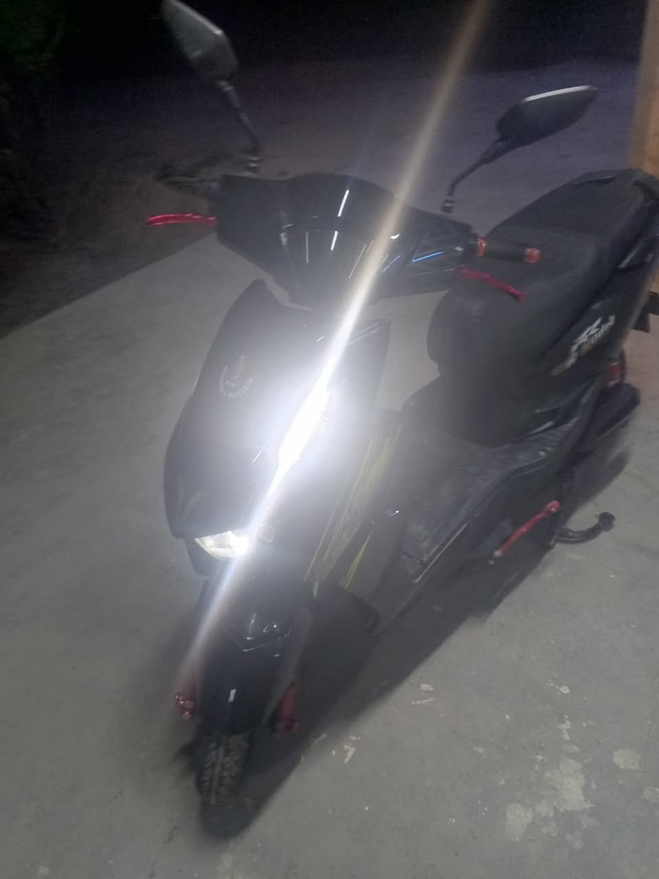 سلام عليكم  دراجه ليثيوم  موديل 2026 كلشي بيه شغال    بس بيهه فصله بيهه كرت مكاني بغداد  ابو غريب  سعر  550قفل......... ***********
