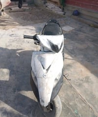 دراجة ثعلب سكنس نثية دراجه حلوة كهربائياتهة كلهة شغاله نكره سلف نقص فق...