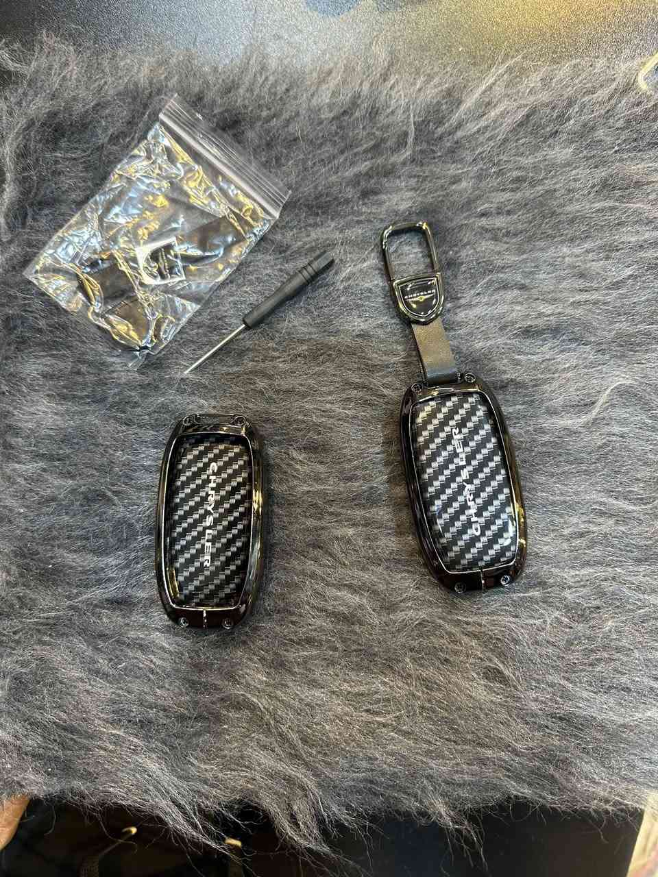 سلام عليكم متوفر غلاف بصمه كاربون دزاين حديثه خاص باسفيكا غلاف دشبول بردات الاحجز ولاستفسار الاتصال ***********
