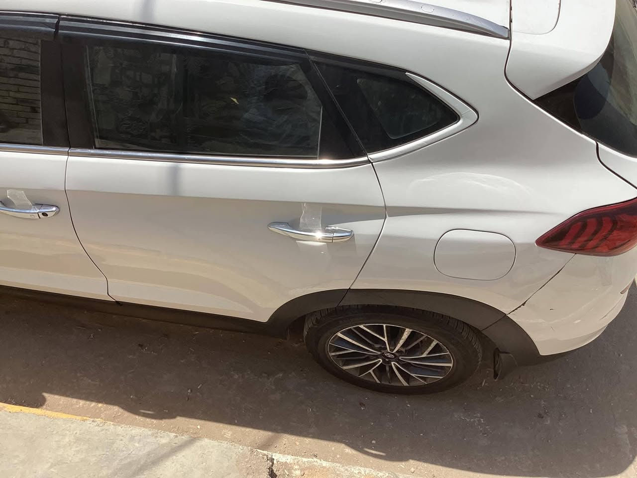 السلام عليكم توسان2020 خليجي سياره فول واحد عله واحد ماشيه 40 ماعده بنوراما كشن السايق ولعل يمنه كهرباء يات رقمه بغداد مطلوبه لمصرف قطع مباشر عل كي كارت وكاله عامه سنه 3 أشهر وتفه
حادث سياره مكلوبه مكفوله من كص مصبوغه عده بابتين وصندوق سعر 160 بيه مجال قليل حك جيه مكان بغداد شماعيه حي سفير***********
