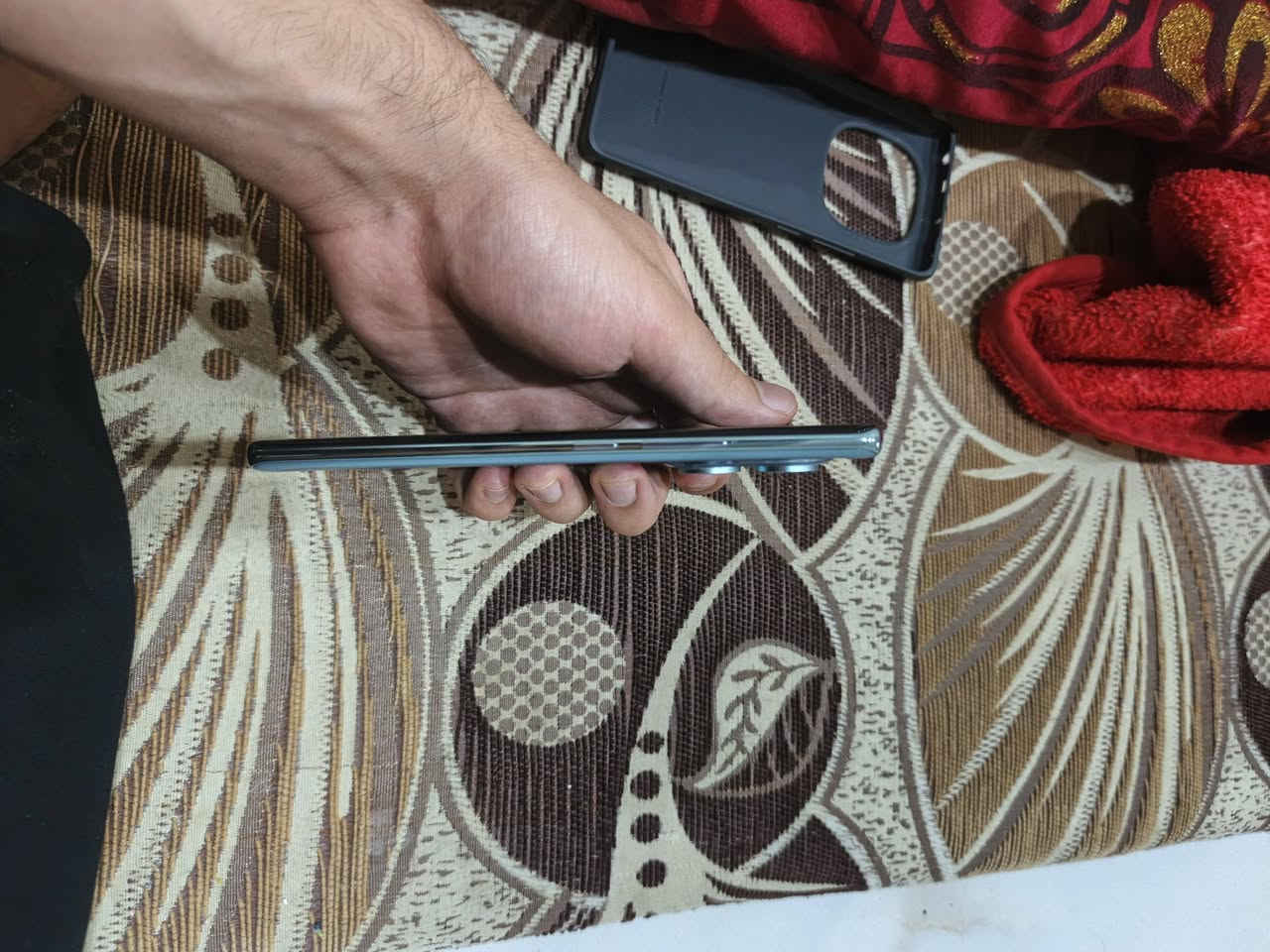 ش ريدمي نوت 14 برو استعمال سهر 120 هيرتز كامره 200 ميكا بكسل ذاكره 256 مواصفات الجهاز كلش قويه بي انعواج بصيط بل شاصي مامأثر ويتصلح طهاز مكفول مابي اي خلل سعره 320 قفل متواجد واتساب ***********
