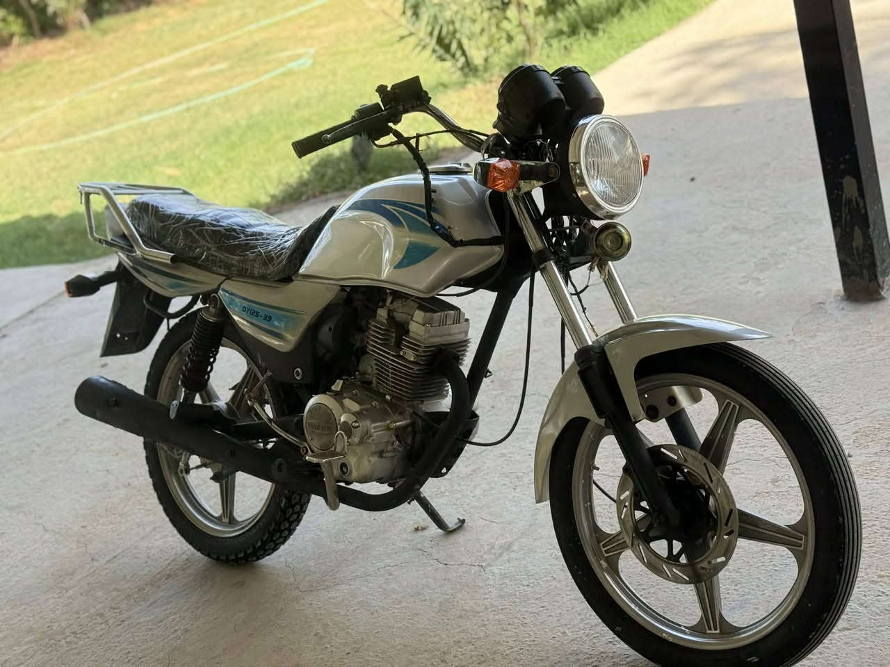 سلام عليكم دراجه دايون عضم اوراق استنساخ مديل  2021 الدراجه مكفوله السعر 600وبيهة مجال قليل  مامفتوحه المكان بابل الشوملي الاتصال عل الرقم ***********مامتواجد خاص
