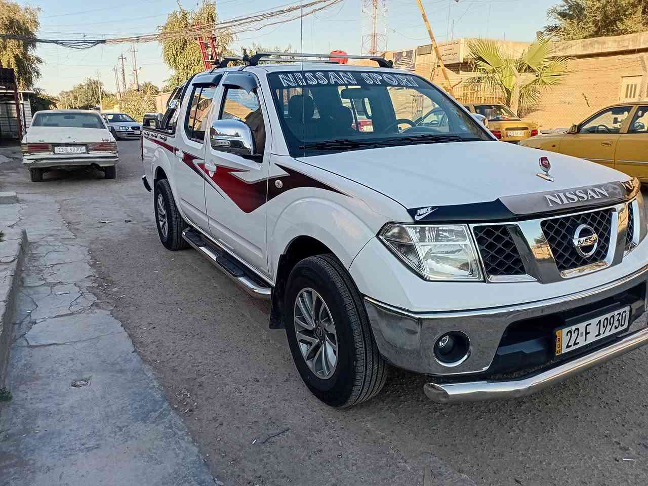 سلام عليكم من رخصة الادمن
نيفاره موديل ٢٠١٣ بدون صبغ بدون ضربه محرك بلادي ممفتوح كير اوتماتيك ابلاد ممفتوح سياره كلش جديده وعلى البلاد كولشي بلادي من كولشي حداديه صدر جديد تخم تايرات جديد قبل يومين شديتهن وسياره مناقصه اي شي تبريد مجمده سياره بأسمي رقم اربيل وسياره كامله وحلوه بس غراضها الي بيها بذاك الحساب 
عنوان بغداد 
رقم الهاتف ***********
