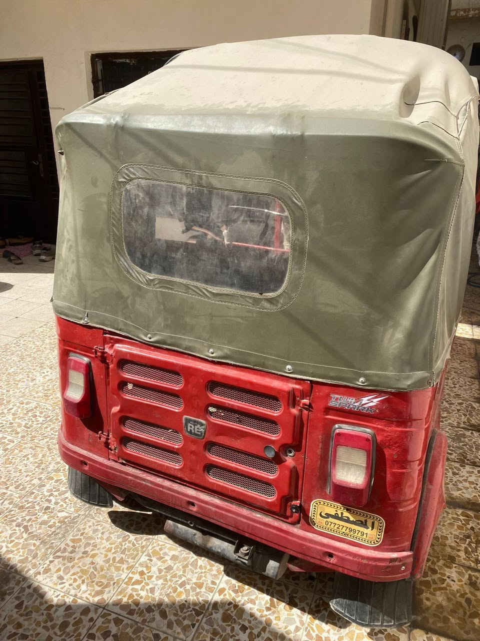 تكتك للبيع موديل 18 مرقم سعر 5250 مكاني بغداد
رقمي ***********
