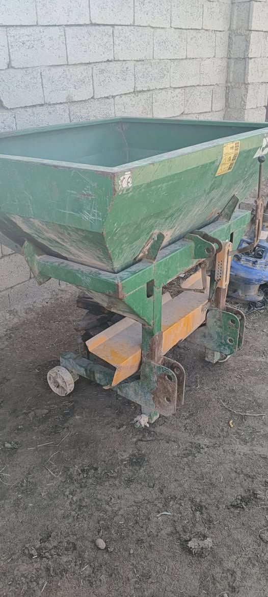 ناثره للبيع عنوان واسط ***********
