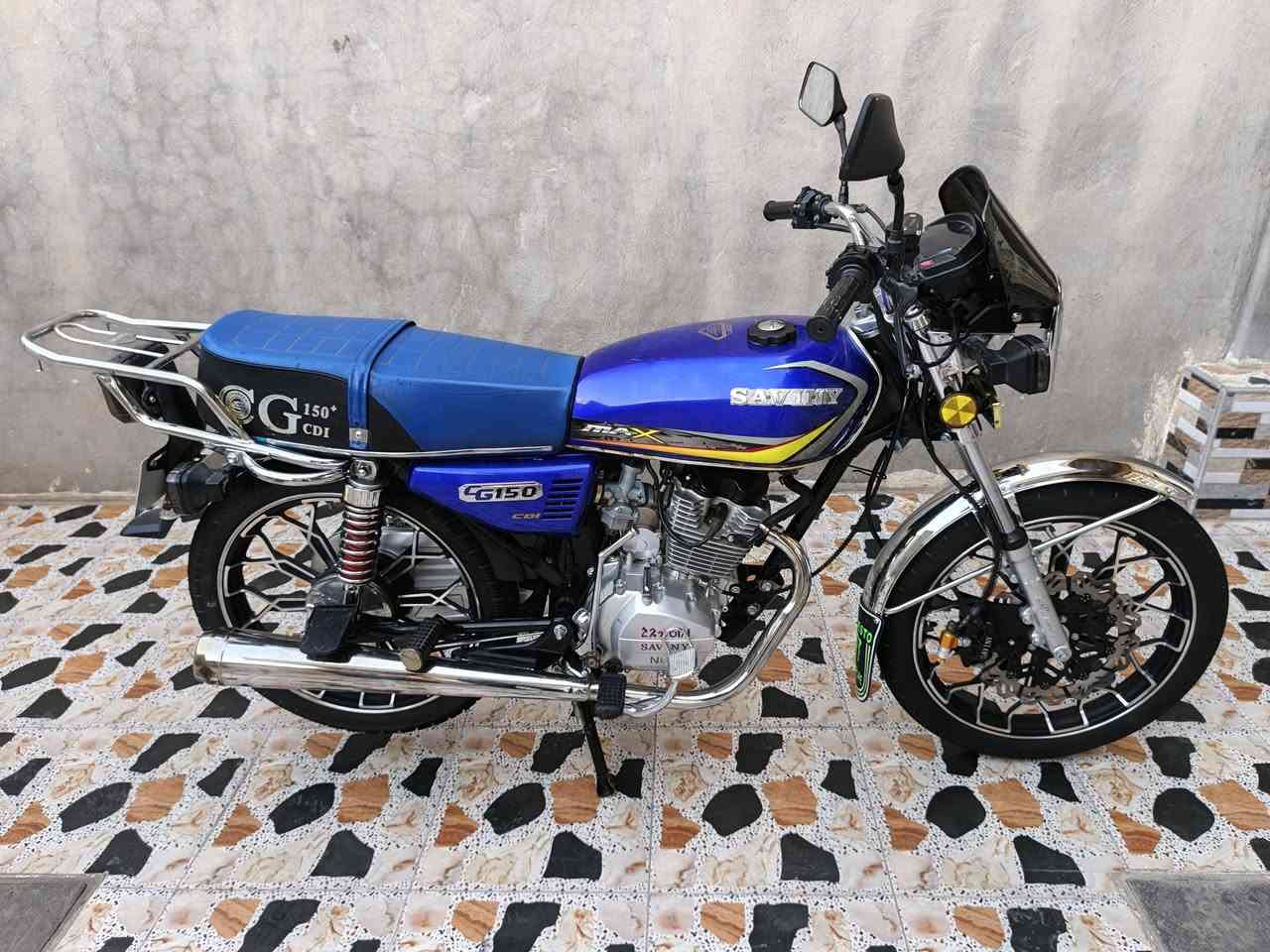 دراجه نضيفه كلش موديل 24 ورقه منفيس وياهة بصمه وياهة مابيهة اي شي السعر 775 وبي مجال قليل كلش مكاني الرمادي التأميم رقمي ***********
