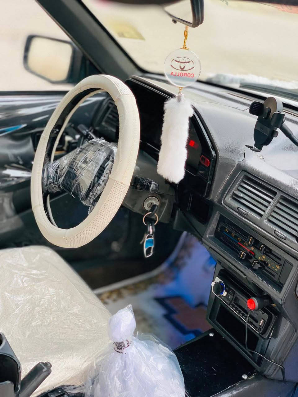 سلام عليكوم سياره مازده لبيع موديل 88 سنويه جديد شرط تحويل وكاله 24 ,بي مجال بيع مستعجل ***********
