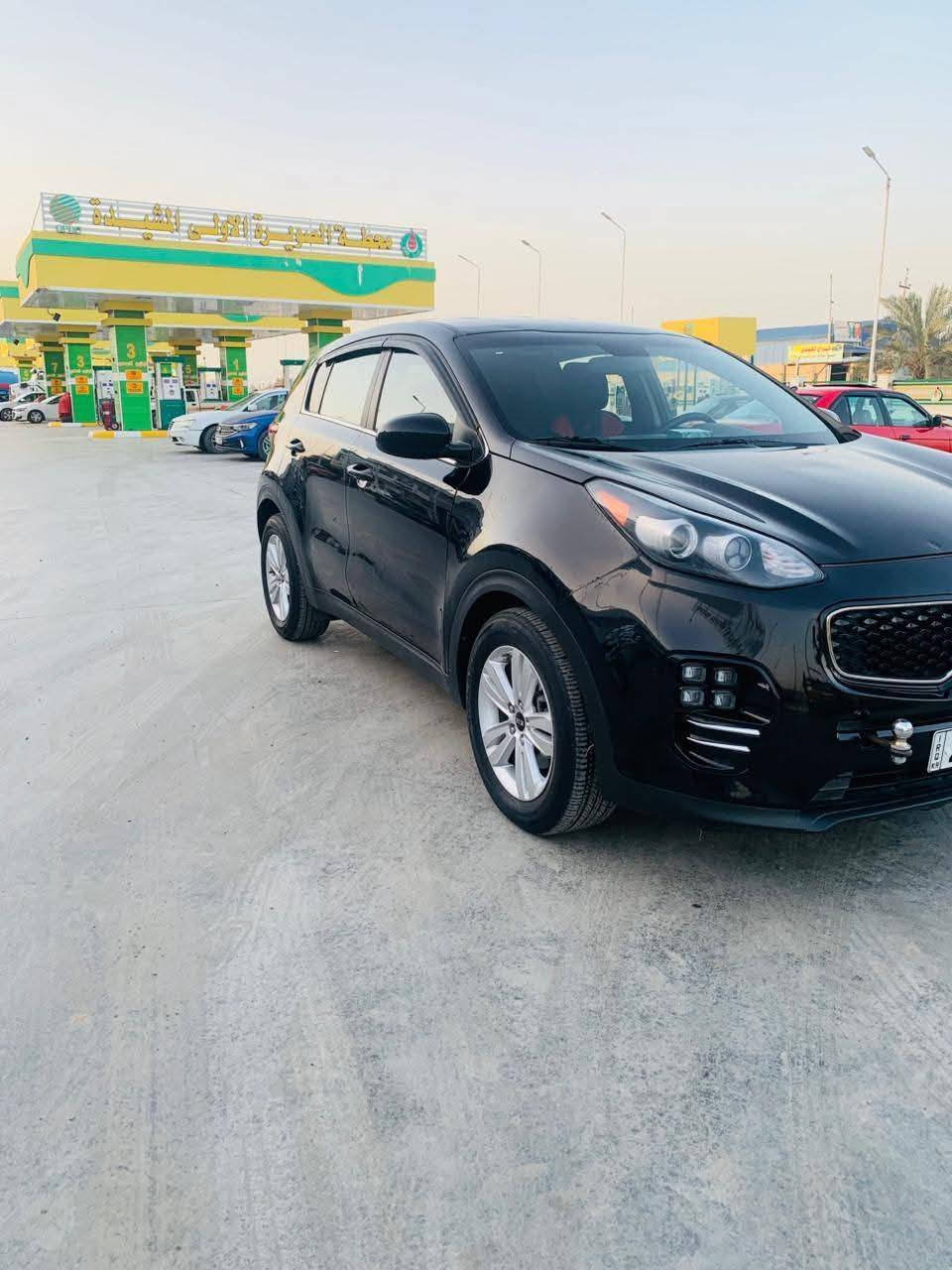 للبيع سبورتج موديل 2017  وارد أمريكي محرك 2400/ GDI الضرر فقط جاملغ أمامي صور سونار  مرفق بالمنشور شوفهن وتصل/ هزة ورقام جدد بسمي سنويه / سيارة جديدة مال بيت سيارة / السعر 132 مجال قليل مكانه قضاء الصويرة قرب المستشفى اتصال/ ***********/
