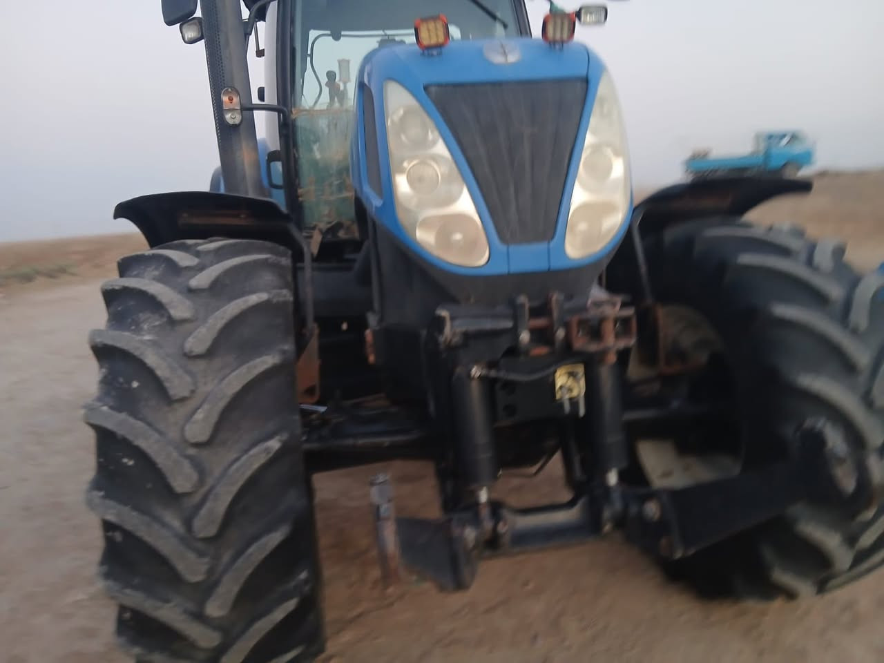 السلام عليكم
عندي هاي المكينه للبيع
نيو هولند 
للاستفسار : ***********
