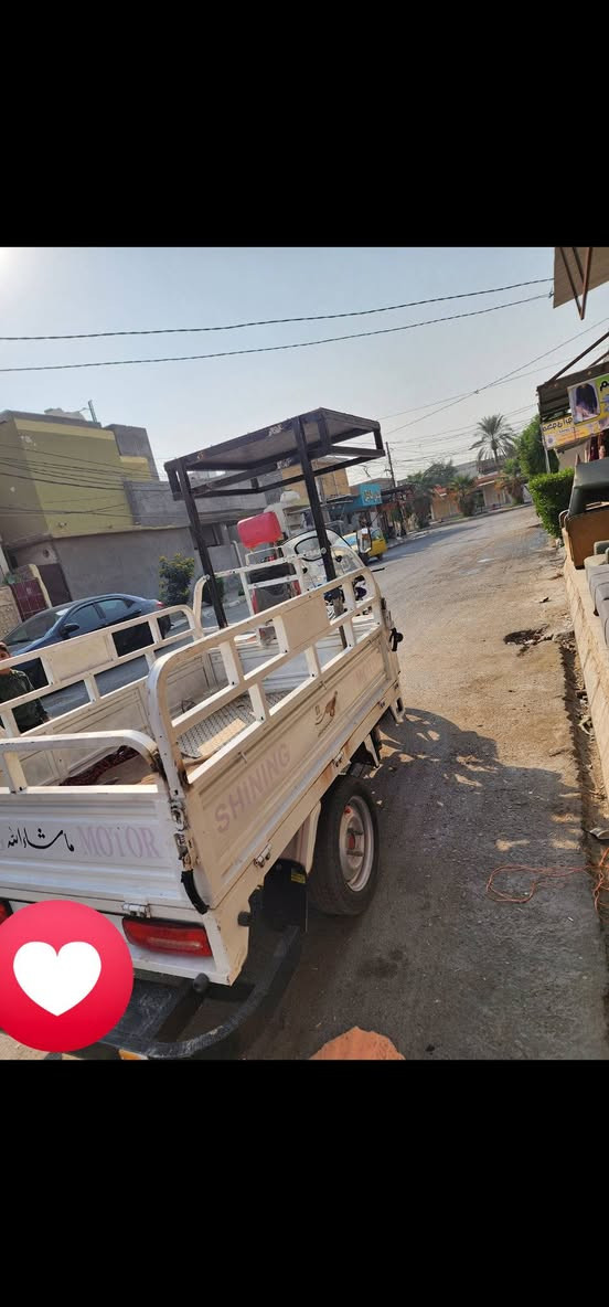 سلام عليكم ستوته للبيع موديل ٢٣ مكفوله كفاله عامه مكان ديالى شهربان مرقمه بسمي تحويل يوم  محرك جديد يعني كبل لشارع الاستفسار ***********
