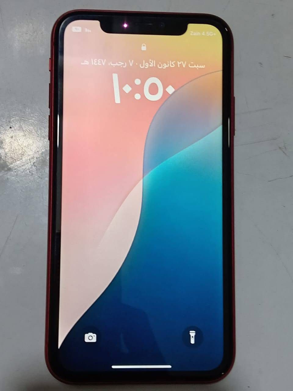 ايفون 11عادي مبدل بس بطاريه كله بلادي ذاكره ١٢٨جهاز نضيف سعره ٢٠٠قفل مكاني بغداد الاسكان ***********
