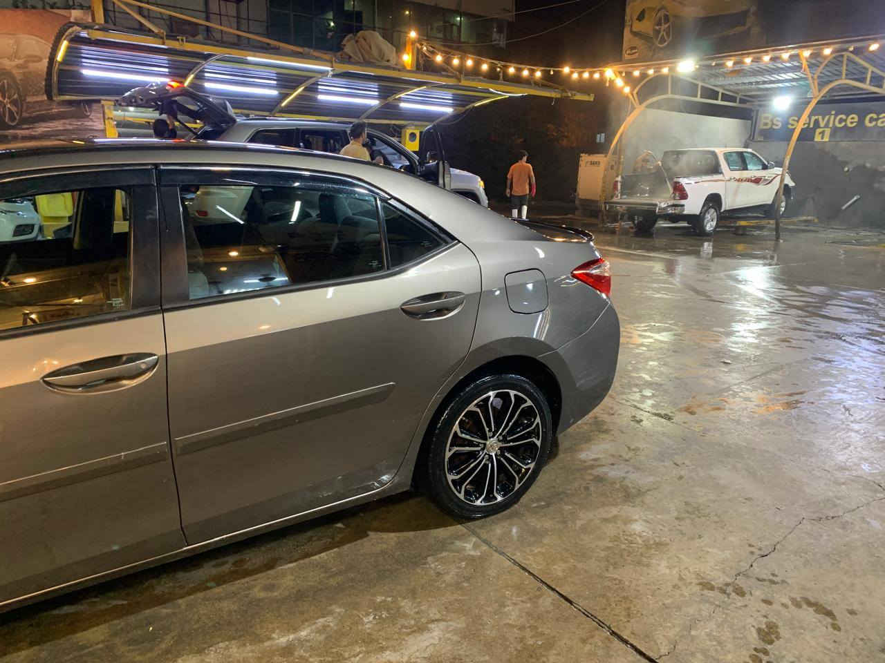 كورله موديل 17 امريكي رقم اربيل سنويه ورقم جديد بيها بارد بس وعندي سونار هذا رقمي واتساب ارد
*********** بغداد, العراق
