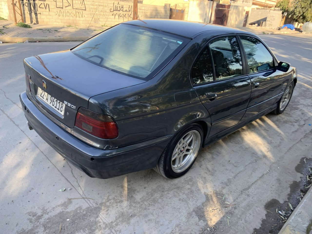 سلام عليكم بي أم موديل ٢٠٠١ رقم أربيل سنويه ٢٧ مكينه بيهه بخار كير او صدر بل شرط سياره جاهزه لل نواقص السعر ٦٠ او بيهه مجال مامتواجد عل فيس :***********
