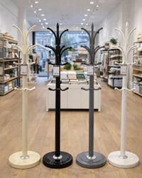 علاقات ملابس حديد • ٥ ألوان • توصيل مجاني كركوك