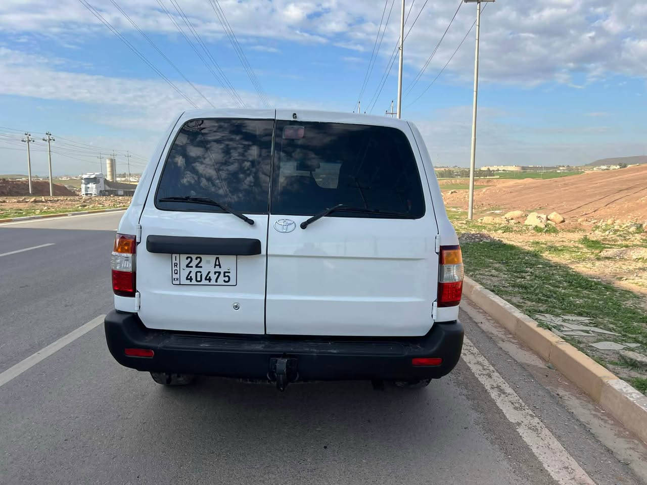 تۆیۆتا لاندکروزەر -مۆنیکا ٢٠٠٤ 
دەشبول بەرز
تحویل اصلی -سەنەوی نێیە تا ٢٠٢٧ 
سبوخ عامە -چوار تایەی نوێیە 
١١٠ وەرەقەو معامەلە 
*********** كويسينجاك, أربيل

