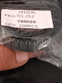 مكونات إلكترونية • قطع SMD • فوق ١٥٠٠ قطعة