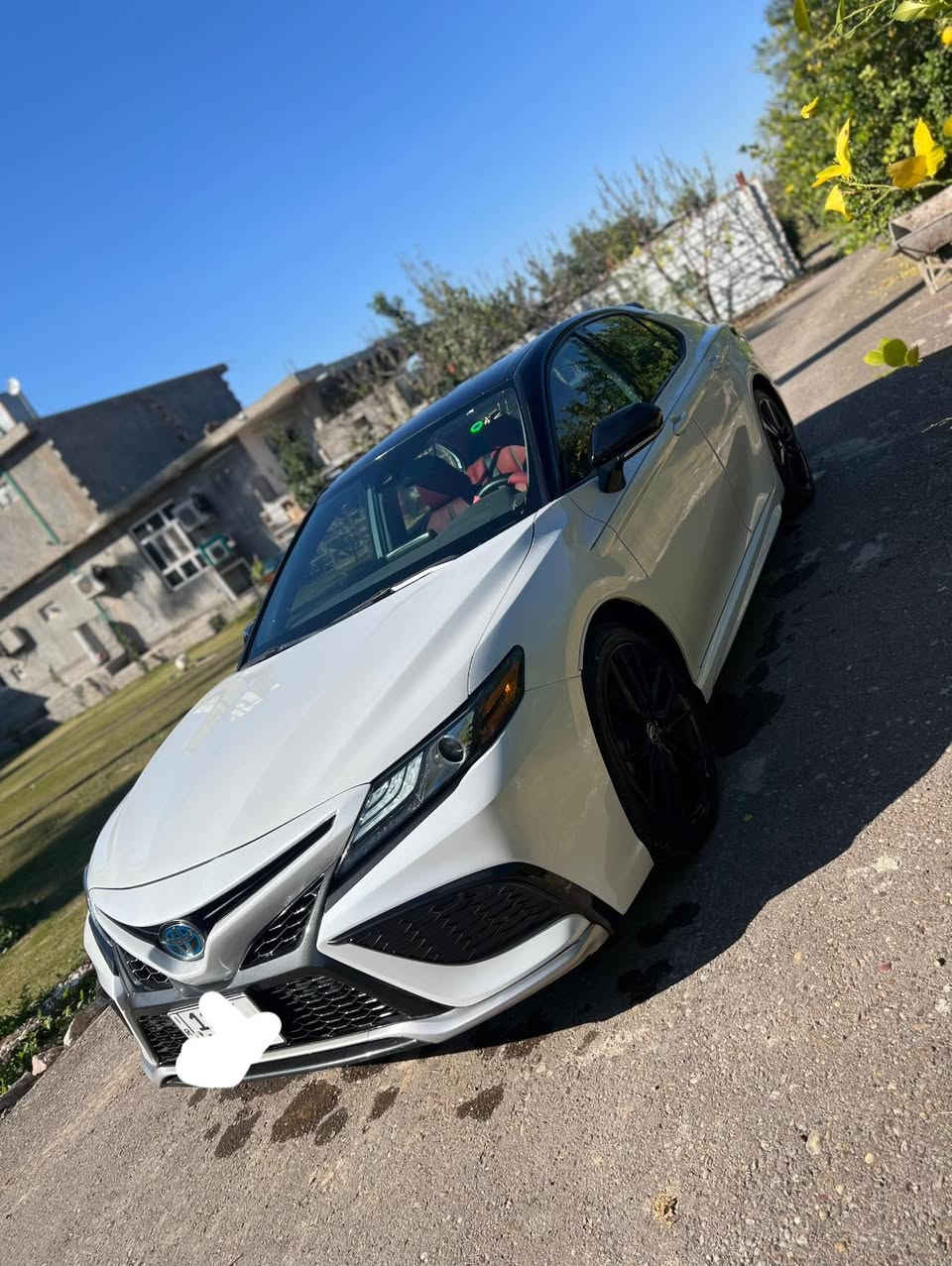 كامري هايبرد فول موصفات من عده فتحه مابيه مقص ماشيه 90 ألف السعر 205 بيه مجال رقم بغداد بسمي رقم *********** موديل 2023 مكان واسط صويره
