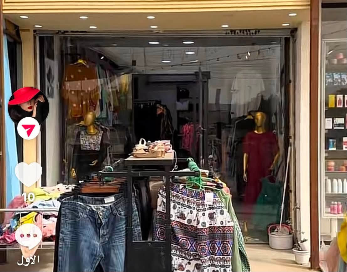 جامخانه للبيع قياس  عرض 3 ونص متر 
طول 3 متر اطار  مثل ماموجود بالصوره للاستفسار مراسلة الخاص


**إذا كنت صاحب هذا الإعلان وتريد حذفه لأي سبب، رجاءا أرسل رسالة إلى الدعم الفني**