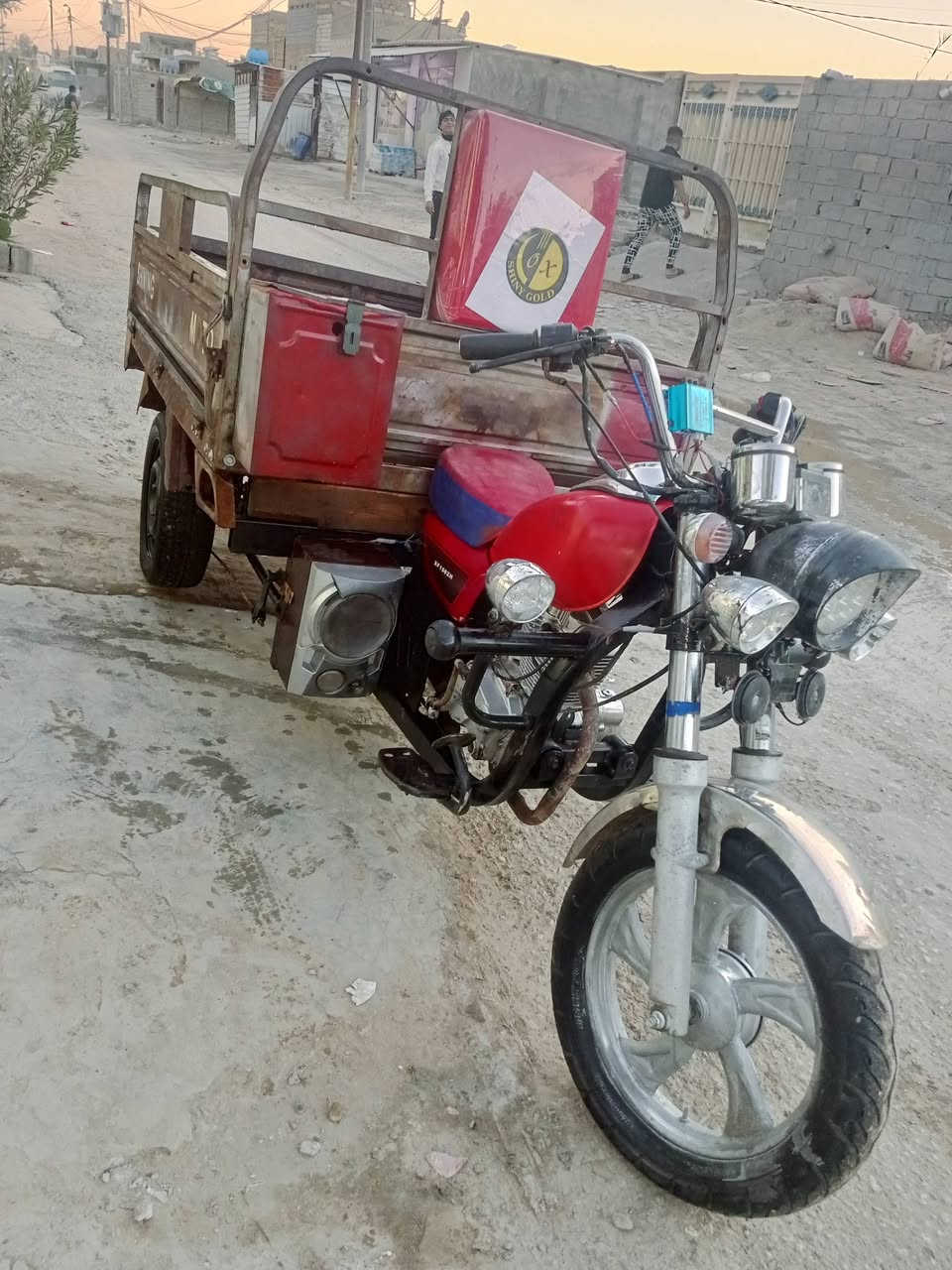 للبيع موديل 14 اوراق اصولي مكينه 21 خير من الله السعر مليون و200 وبيها مجال بسيط   مكاني بابل البكرلي ***********
