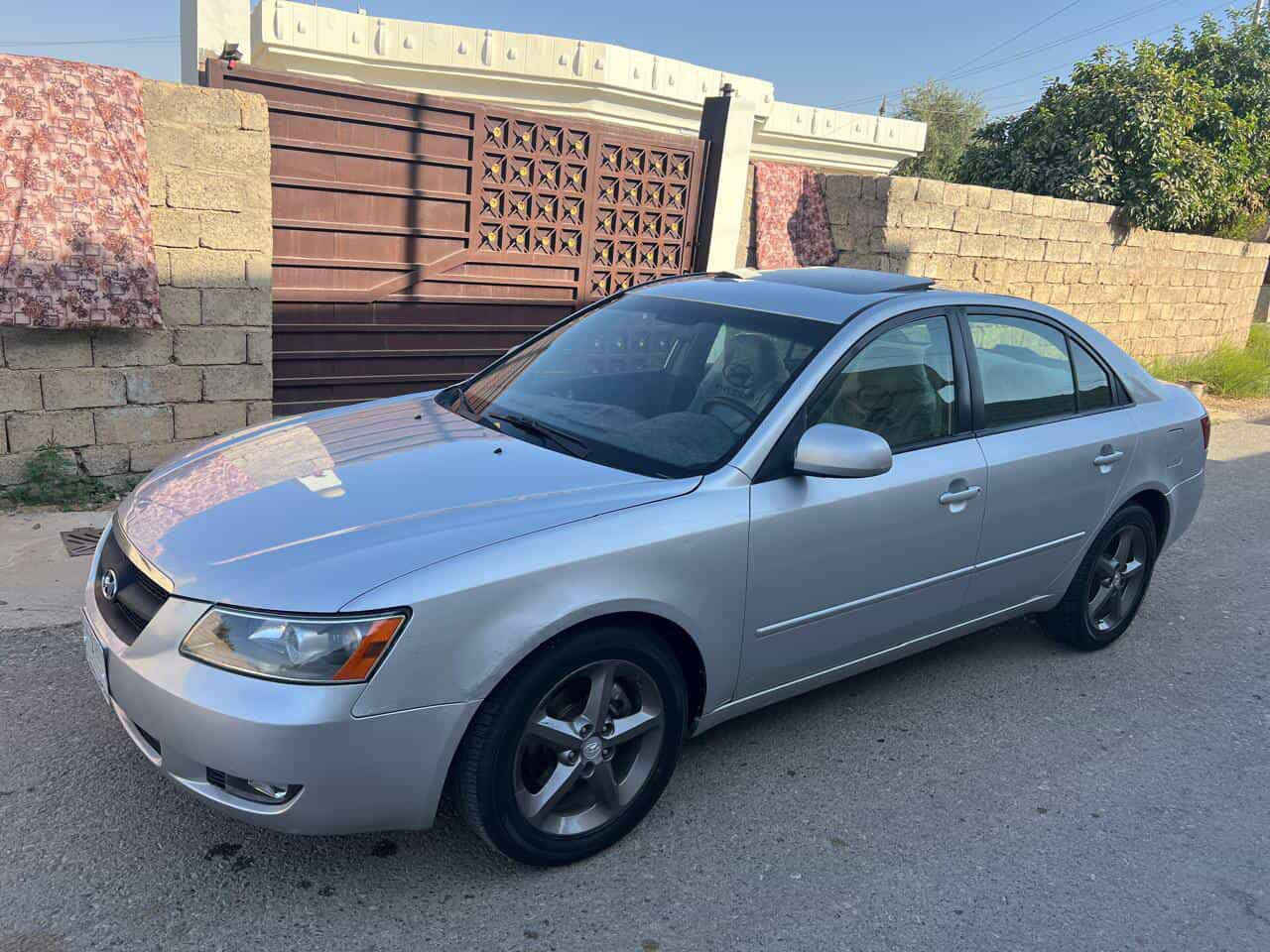 السلام عليكم
سوناتا 2008.سلڤر للبيع
مكفولة من الحادث والصبغ 
سياره نضيفه وجاهزه من كلشي ✅✅✅
كير محرك  كهربائيات ✅
فول مواصفات
سلايت
مكينه 6سلندر 3300  
ادامة كامله عل سيارة مال جناي 
رقم صلاح الدين مميز تحويل مباشر 
السونار مرفق مع الصور 
السعر.. 111 وبيها مجال
سيارة جديده.مكانها صلاح الدين الشرقاط 
***********
