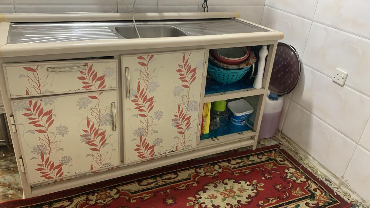 سلام عليكم
غراض للبيع 
رقم ***********
