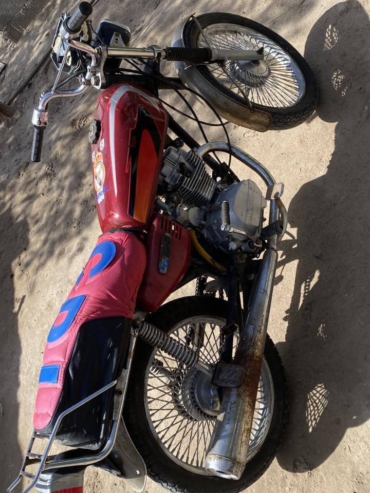 السلام عليكم اربعه كير كلك رقم شاصي موجود مكينة ارشه 2015 ما مفتوحة نضيفة باتري كهربائيات جديد السعر 275 بيها مجال ***********
