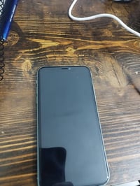 ايفون 11 عادي مبدل شاشه اذكره 128 بطاريه74 نموذج M مراوس ايفون فقط   ا...