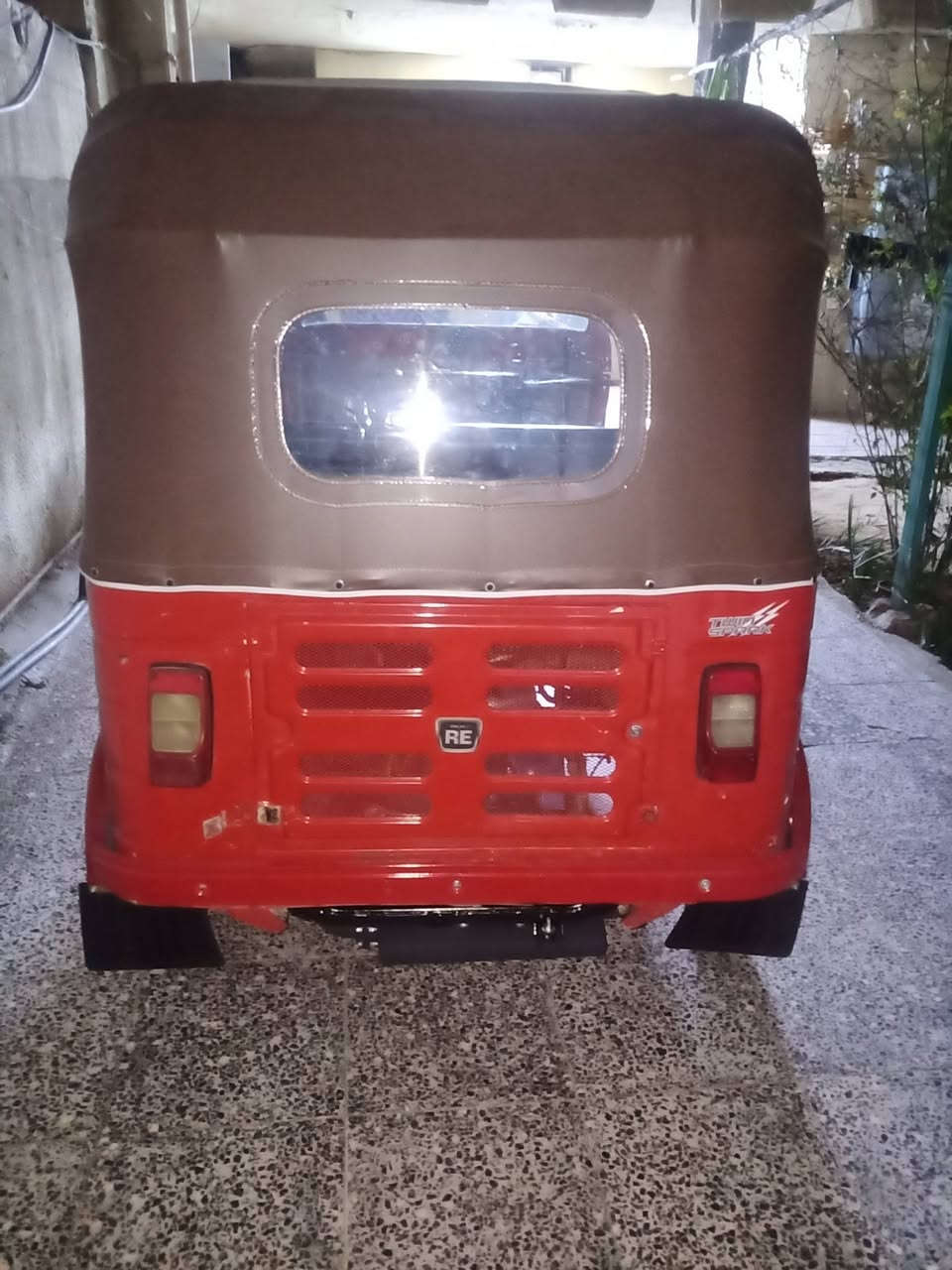 تكتك مديل 18معمره جاهزه مكينه حلوه لاتنقص ولا تبخررقم بغداد تحويل ثاني يوم سعر 5 مكان مدينه ***********
