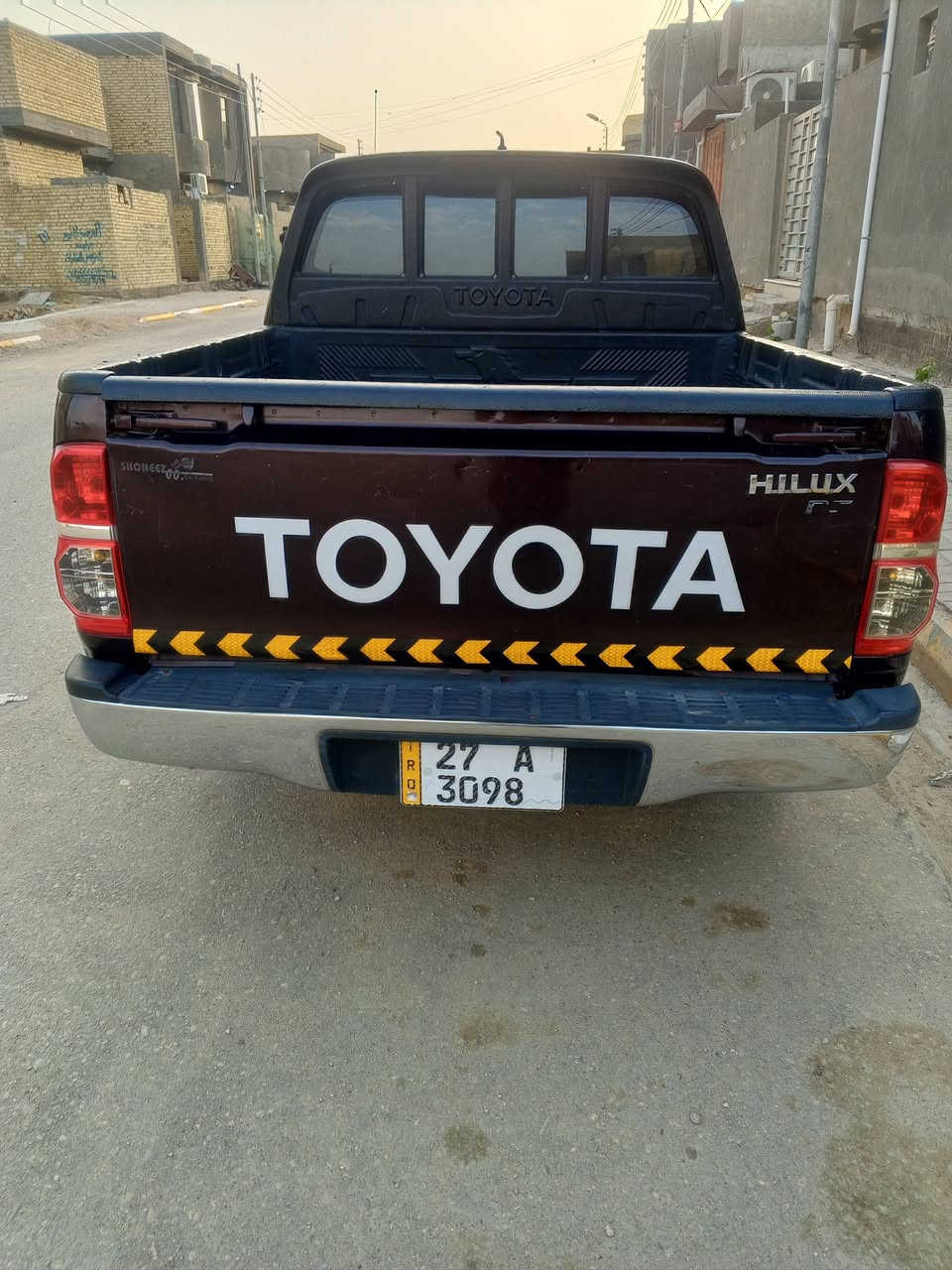 سلام عليكم تيوتا 2006بسمي رقي دولي  جديد  مكينه وكير وحداديه وتبريد  مكفولات تخم تاير جديد بيه باب الايمن تبديل اصلي فقط سعر 125وبيه مجاي ***********
