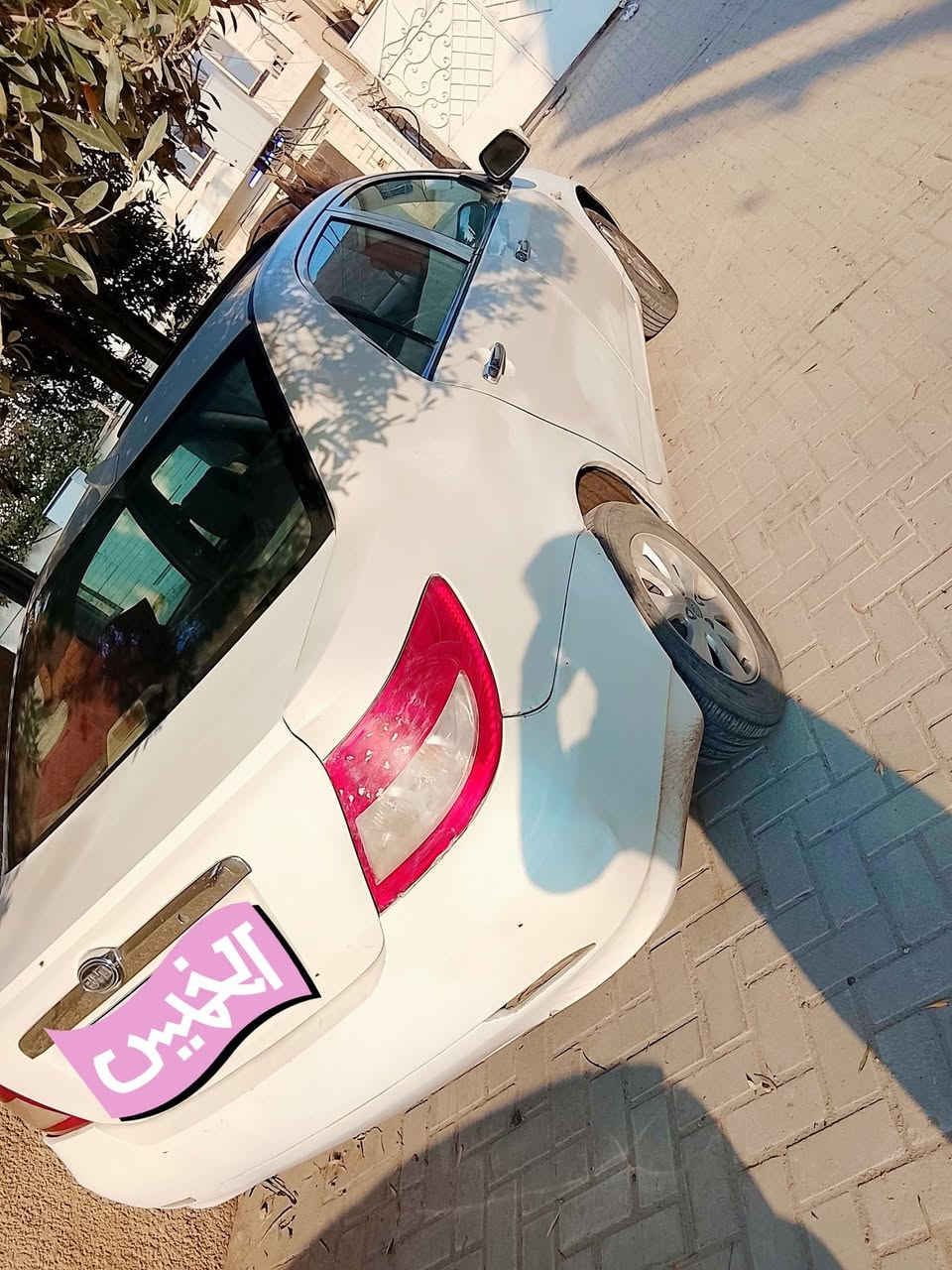 بيوايدي اف 3 سياره كامله مكمله جاهزه من كلشي كير مكينه كله بلاد بيها 3 قطع سياره كامله مال بيت مو بياع شراي 2012 تدفئه تبريد منضومه لايت تهم تأثير كير اوتو صدر كله جديد مكان حي الجهاد ***********
