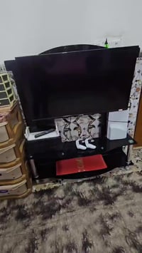 ميز • مع لوازم • الحلة شارع ٨٠