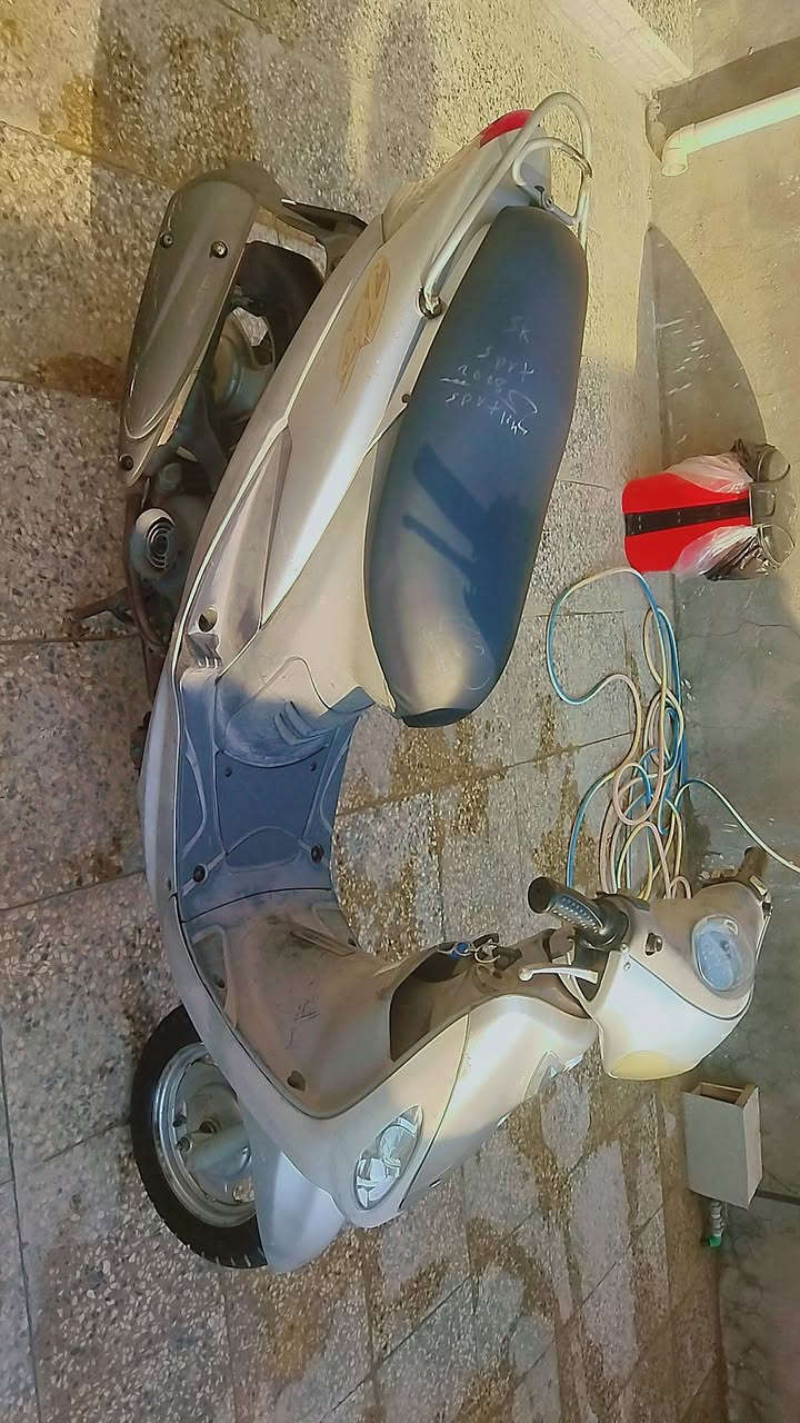 سلام عليكم للبيع دراجه ماكس منغولي مناقصه برغي دراجه نكره سلف شلعه ومعدل ونعومه بيهة  مكان حله ابو غرق سعره 650وبيه مجال  شراي يتصل ***********
