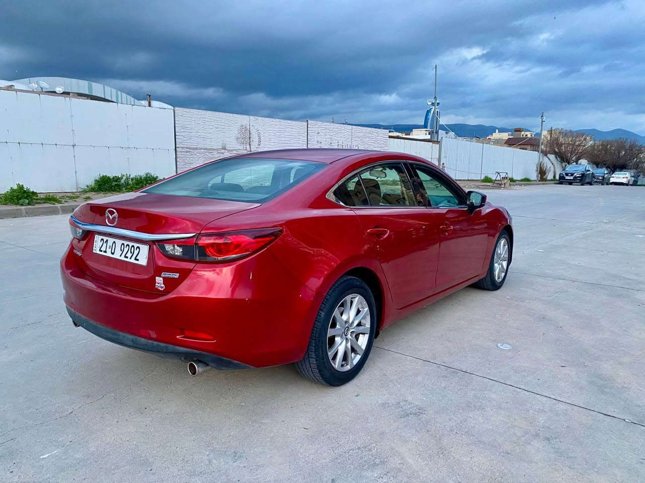 مازدا6 2017 ئەمریکی مەکینە 2.5 مەرخوب گێڕ و مەکینەو کارەبای بە شەرت تەقەو ڕەقەی نییە بێ مەسروفە سەنەوی تازەیە بە شەرتی تەحویل و خرامە 80 هەزار mil ڕۆشتوە 2 پارچەی بۆیاخی ئەمریکایە و 2 پارچەی جەلاتینە بێ ناو گرتن بێ ئێرباگ کاڵ بونەوەی نییە … 100 گەڵاو مەجالێکی کەم . *********** السليمانية, العراق
