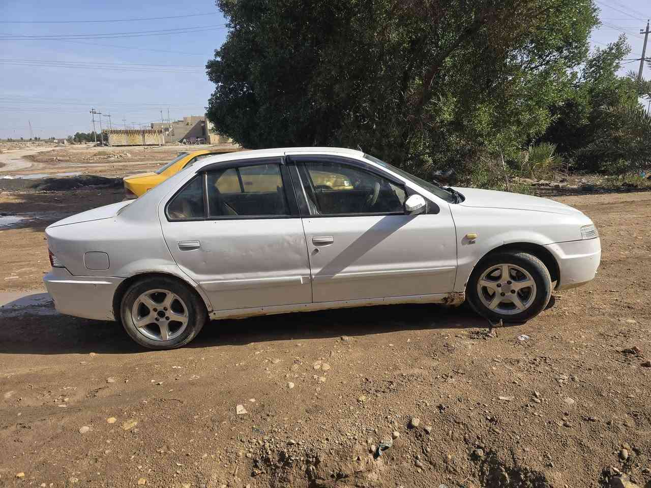 سمند سورن رقم واسط 2011 بسمي
خياسات الي موضحه بالصوره الجامات الخلفيه ما ينزلن بيه قطع  بالوايرات لو الفيش ابيعها على وضعيتها
الاتصال بالرقم
***********
