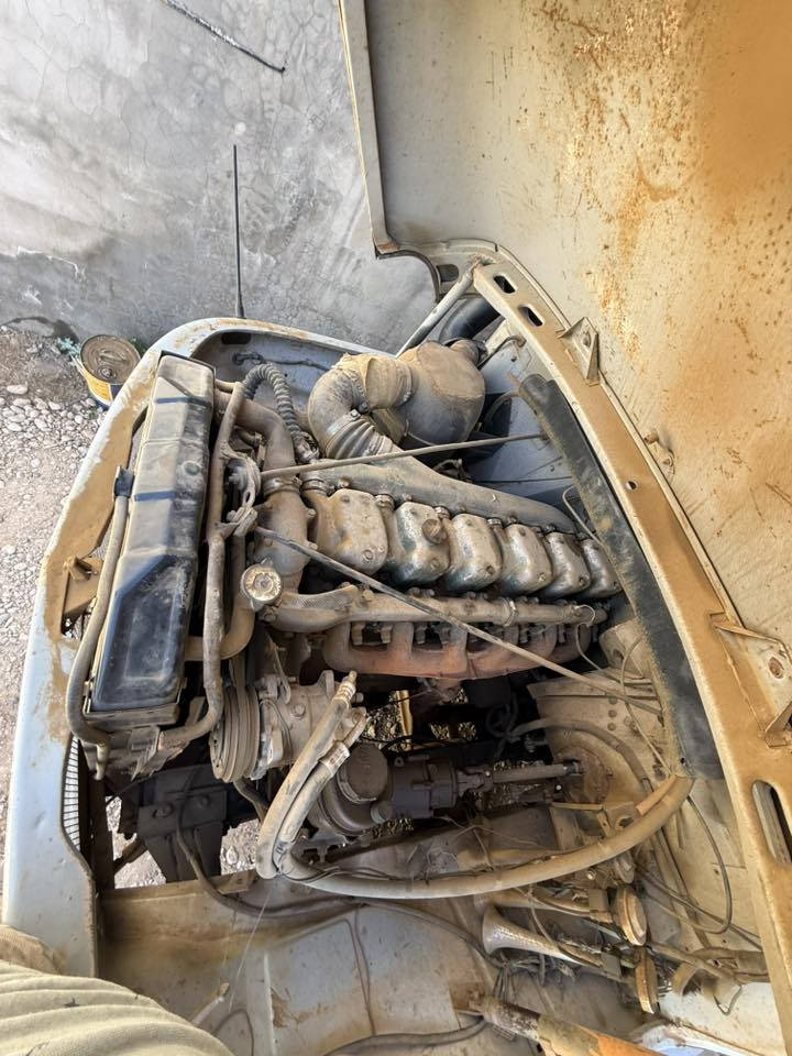 سلام عليكم اقجم للبيع كامل من كلشي مكفول السعر ٣٨ وبي مجال رقم بغداد بسمي
***********
