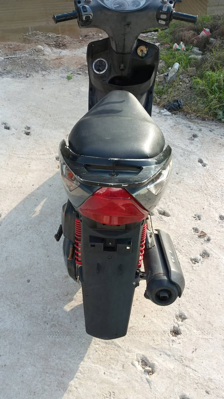 ماكس ثعلب ماناقصهه شي ع البلاد
سعرهه ٧٠٠ وبي مجال مكاني بغداد المحموديه 
***********
