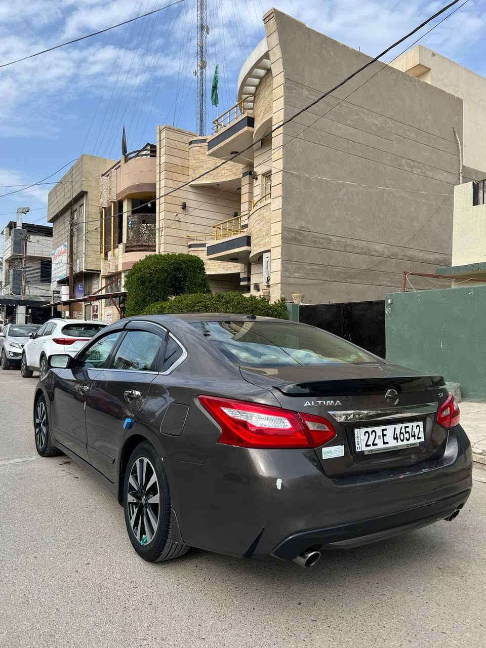 السلام عليكم نيسان التمه مديل 16 حادث جاملغ خلفي يسره بدون يرباك كير السياره مبدل مال مديل واحد وعشرين سونر موجود بل منشور اخون اني مكلف بل نشر  رقم صاحب السياره ‭0771 701 6212‬ السعر 118 وبيه مجال مكان سياره ديالى بعقوبه
