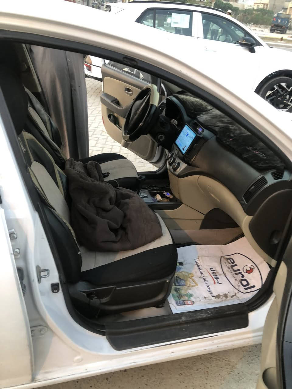 سلام عليكم النترا مقدس رقم اربيل تحويل مباشر موديل 2011 كير محرك حداديه سياره خير خير من الله مابيها اي نقص مال جناي المكان بغداد حي الجهاد السعر 90 ورقه مكلف بل نشر اتصل ع رقم للتفاصيل اكثر  ***********
