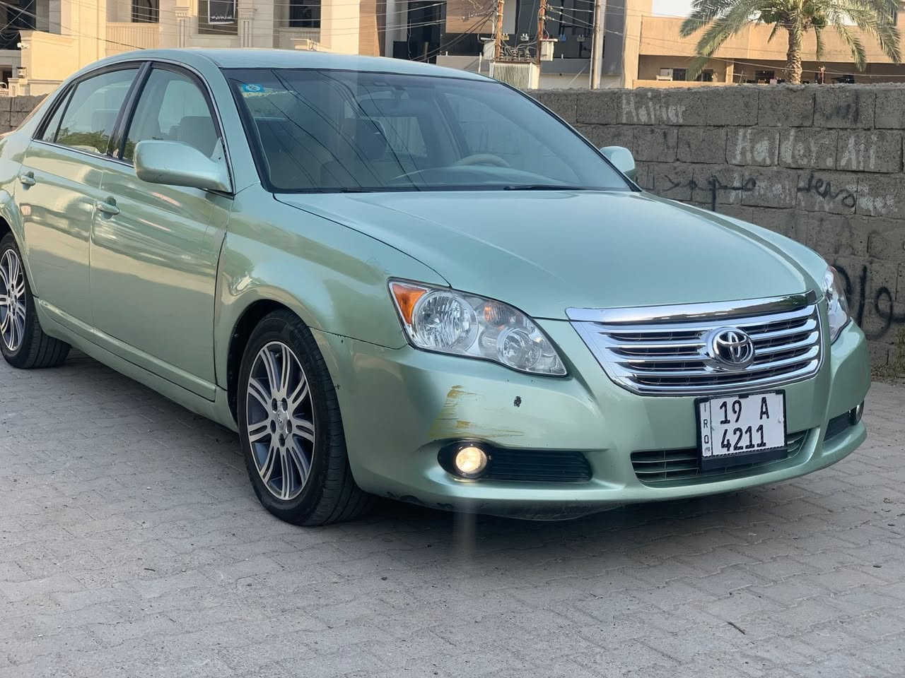 افلون 2005  السعر (84) بيها مجال بسيط
رقم كربلاء مشروع وطني صاحبها هنا بغداد تحويل مباشر
معمره تعمير حلو بدون ضربه بدون كص
تخم تاير 
تبريد ثلج
صدر امامي خلفي
حلوه السياره 
مكانها بغداد الجديده 
***********
