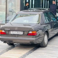 مرسيدس 300 • ١٩٩١ • رقم بغداد