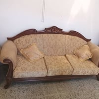 طخم كامل للبيع السعر خاص او واتساب 07737478540 حي العربي