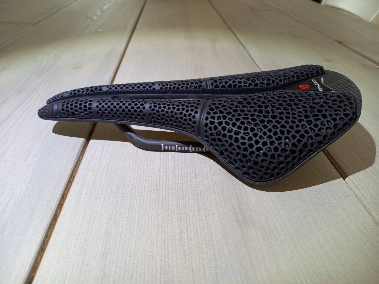 سعر 10 توصيل كل المحافظات
سرج دراجة خفيف من ألياف الكربون 
*********** توصيل كافة محافظات
