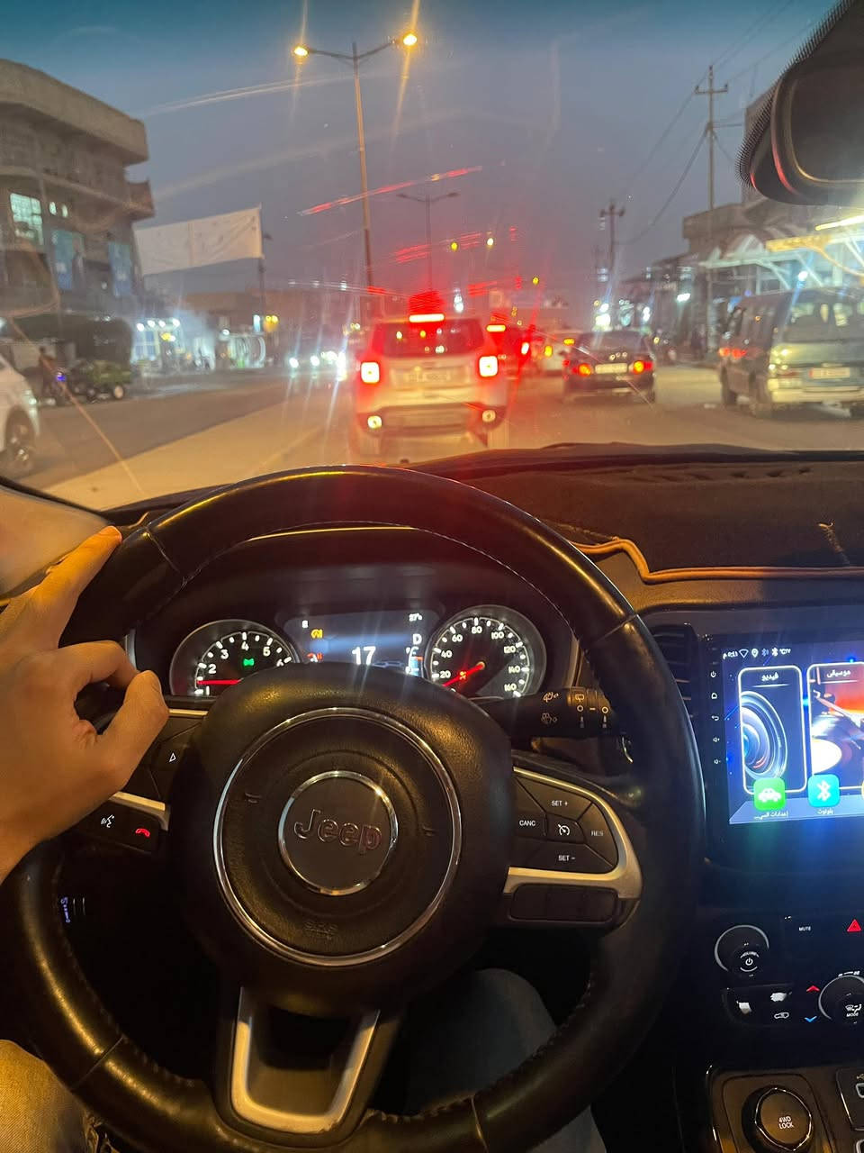 جيب كومباس موديل 2019
فئة لاتتيود 
مواصفات السيارة 
دفع رباعي 
شاشة كبيرة 
شاشة عدادات دجتال
حساسات 
تدفئة مقاعد 
كراسي كهرباء 
مراية وسطية تعتيم تلقائي 
بصمة وتشغيل عن بعد 
دخول ذكي 
السيارة بيهه دعامية امامية فقط..السيارة  بدون صبغ 
السيارة مبدل بيهه كازكيت 
السعر 120$
للاستفسار مراسلة بالخاص او التواصل بالواتساب على الرقم 
***********
