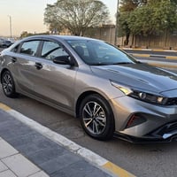 كيا فورتي LXS للبيع موديل ٢٠٢٣ البدي كلين مابي حادث شواصي لغود كله بلا...