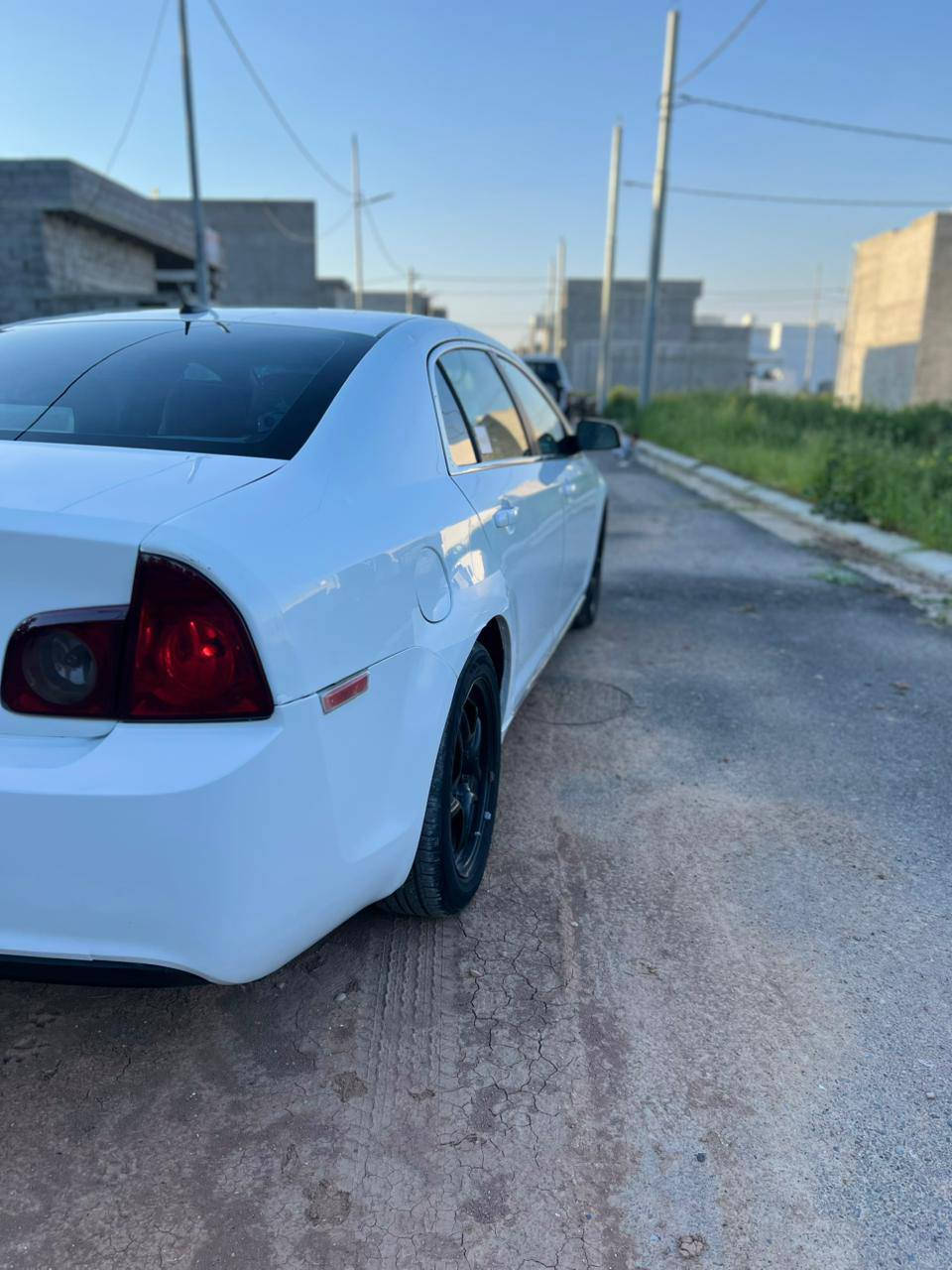 ‏سلام عليكم 🤚🏻
‏للاستفسار:***********
‏سعر :(85)💵ورقه وبیها مجال 
‏———————————————
‏شوفرلیت مالیبو(2011) 
‏ سياره شرط مكينه گير صدر تبريد وكهربائيات كله شغال مکفوله ونضیفه 👍🏻(سيارة  بیهه جاملغ  صبغ )
‏——————————————-
‏مواصفات السیارة:
‏Lt محرك مرغوب 2400
‏بدون تنقیص ولا تبخیر وبشرط
‏ 💯
‏كهربائيات كله شغال 
‏ 
‏سیاره حلوه مال بیت
‏———————
‏رقم سليمانيه شرط تحویل شرط غرامه 👍🏻
‏سنویة جدیدة لغاية2028
‏———————————
‏عنوان :دیالی -خانقین
